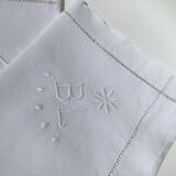 2 embroidered BL linen pillowcases, Venice day