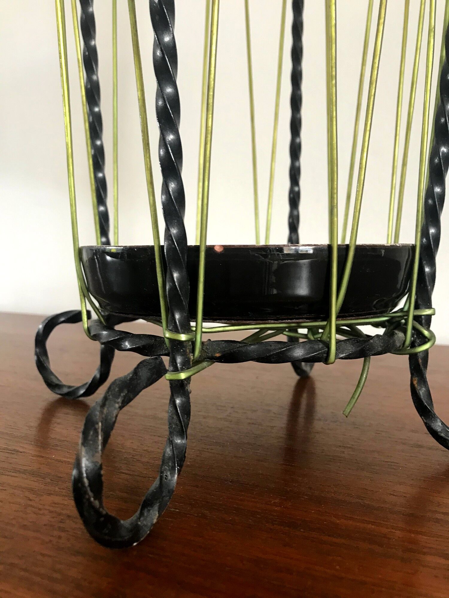 Vintage umbrella door in wrought iron and scoubidou 60s