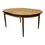 Table GPlan en teck avec une allonge papillon des années 70