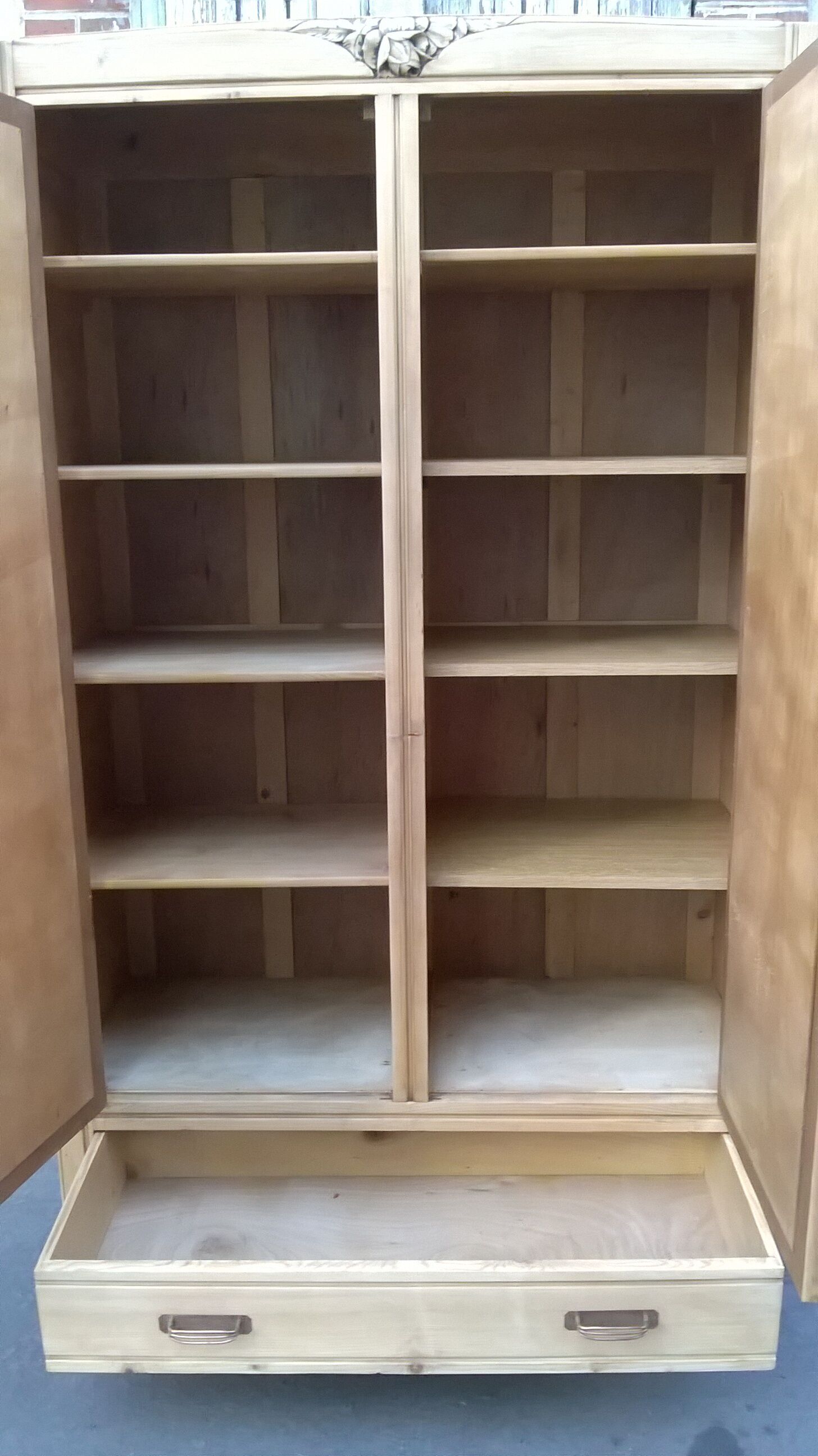 Parisian wardrobe 30s