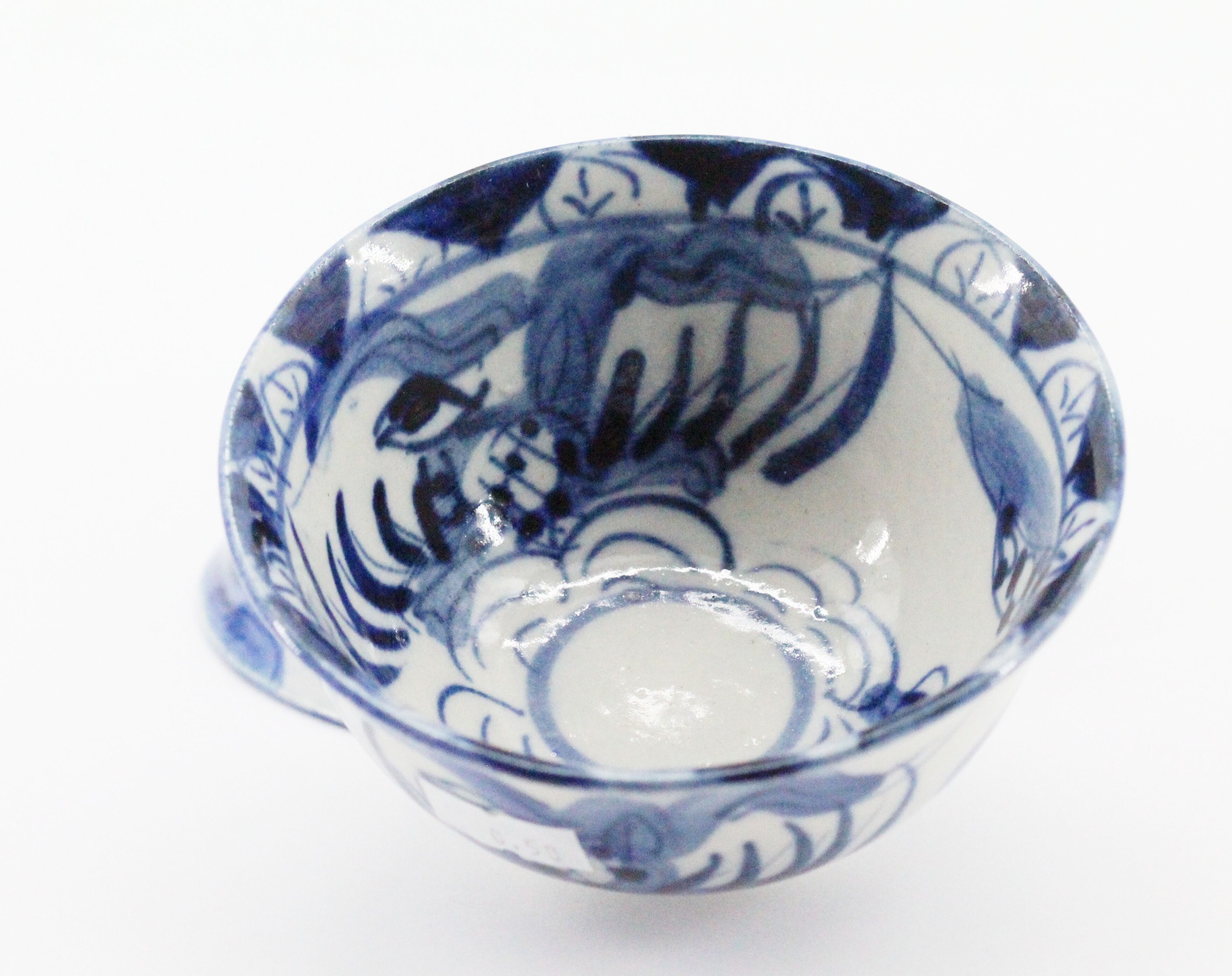 2 blue ceramic bowls