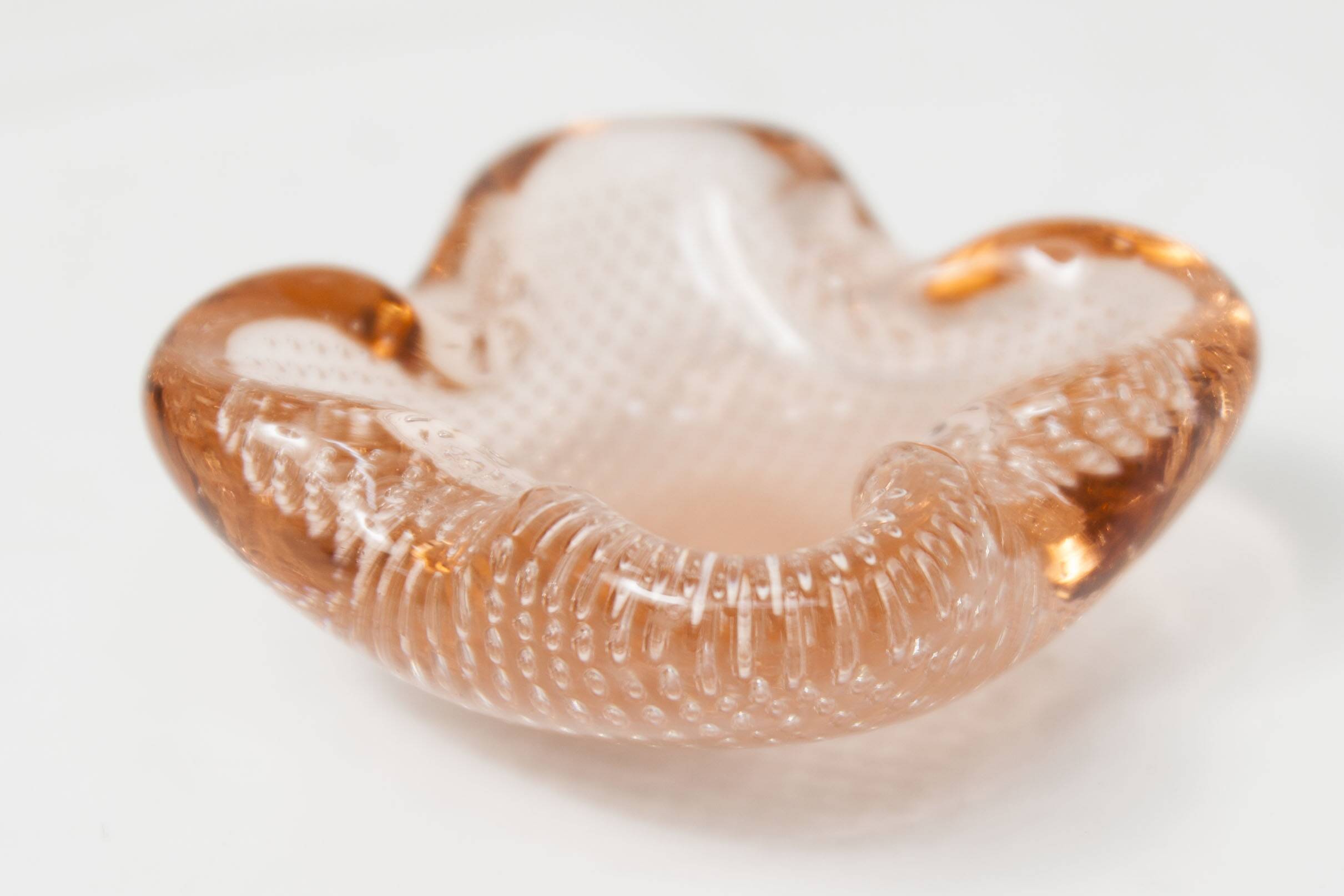 Murano ashtray, pink with bubbles, 1960, 7.5cm