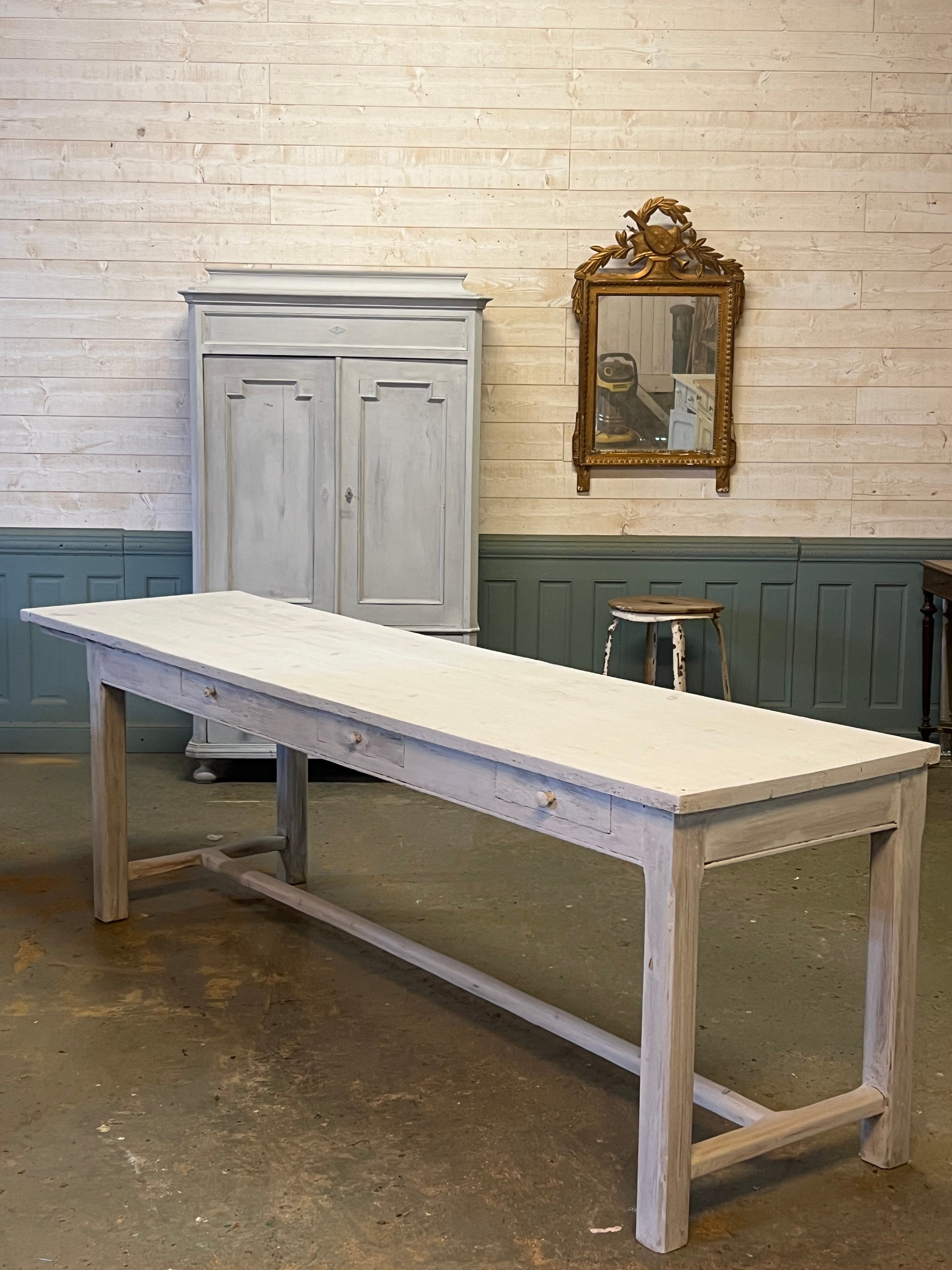 Table de communauté patinée