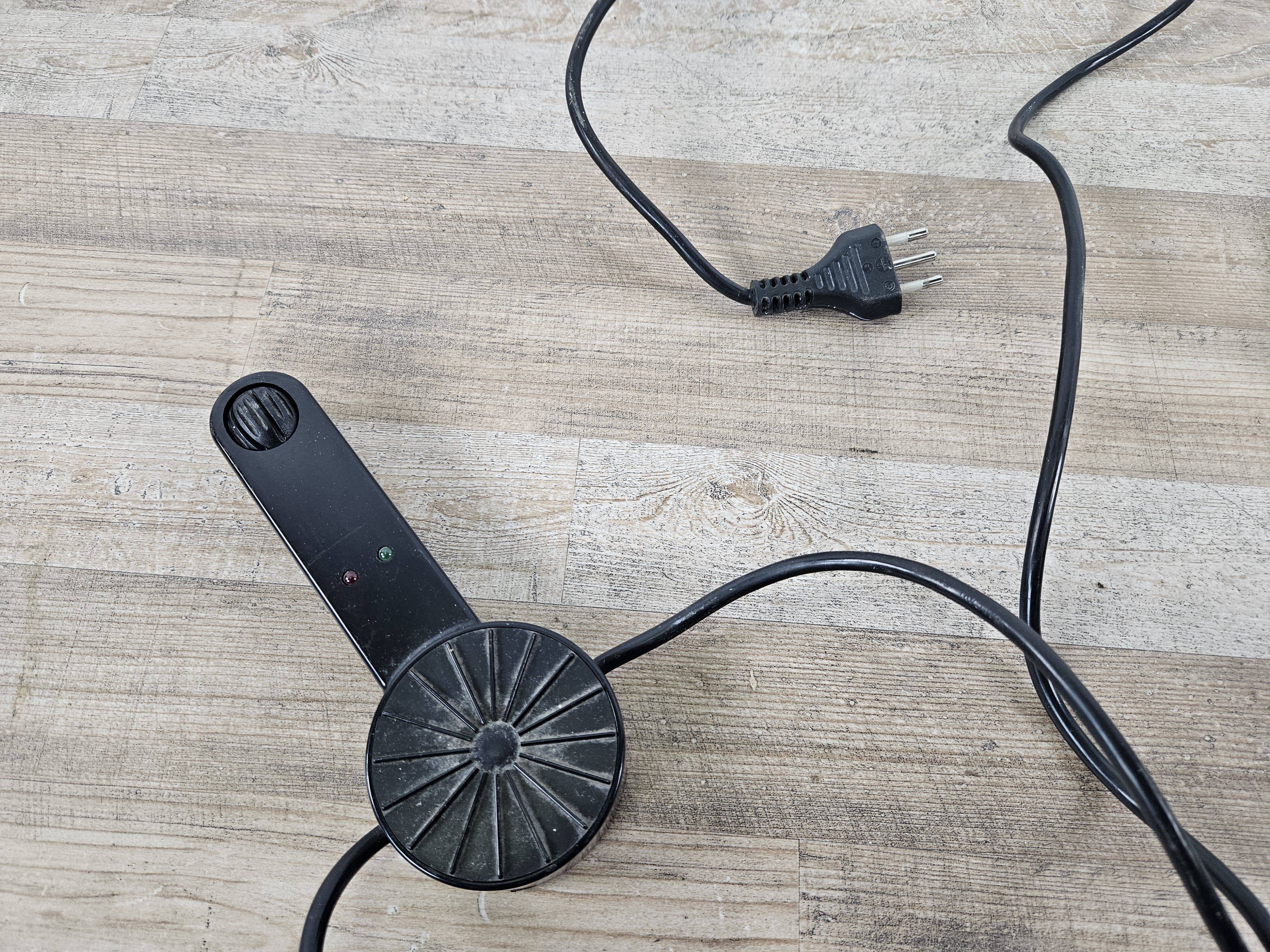 Lampadaire conçu par Roberto Pamio des années 70