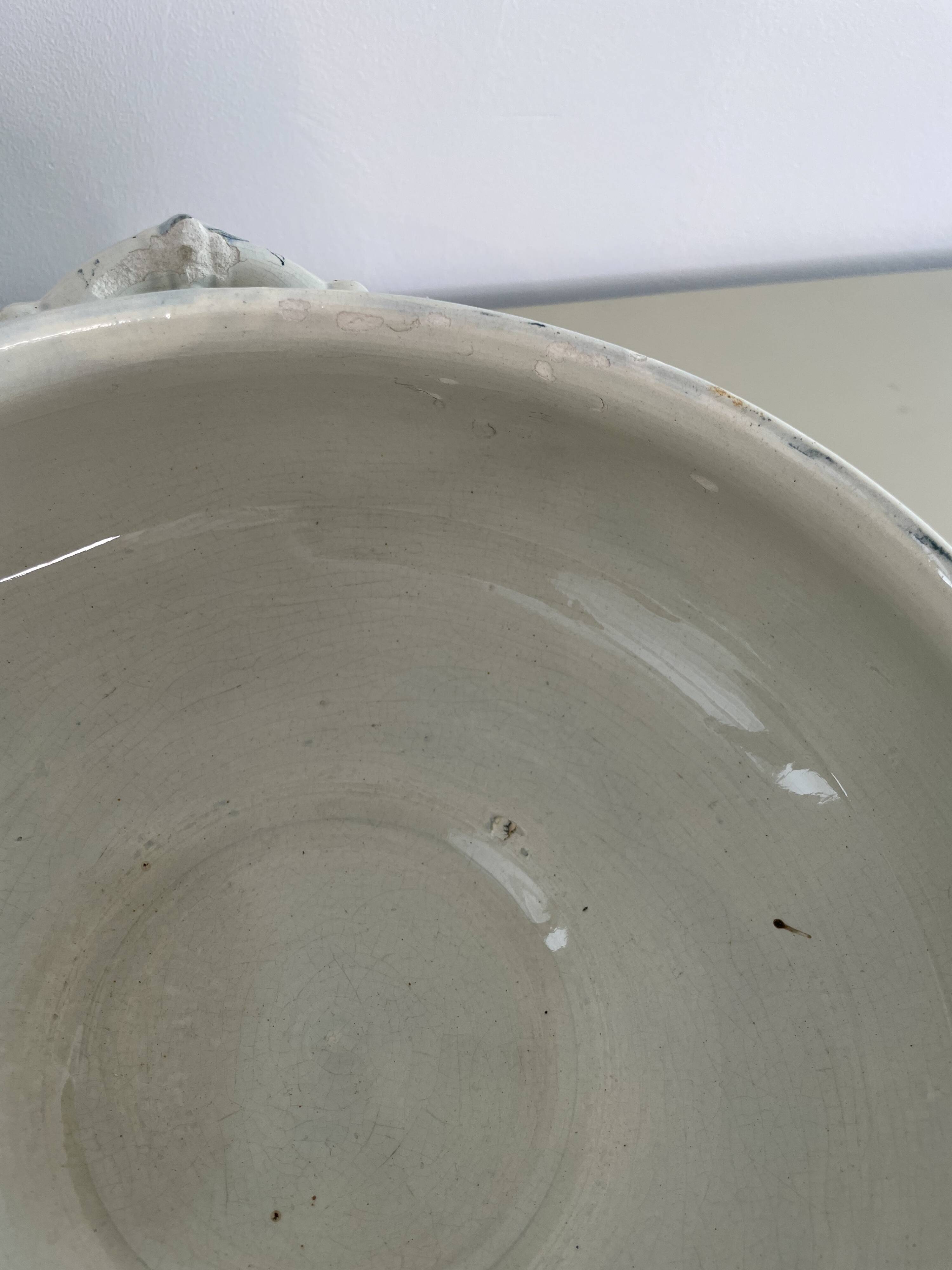 Soupière en terre de fer modèle Floréal