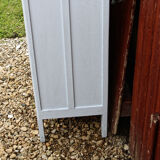 Blue Parisian buffet