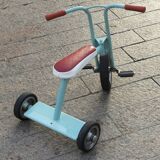Tricycle from the 70s/80s, fully restored.