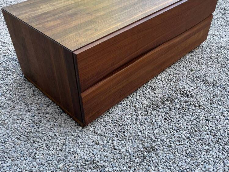 Low teak cabinet with 1 door