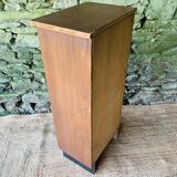 Chest of drawers with 5 flaps