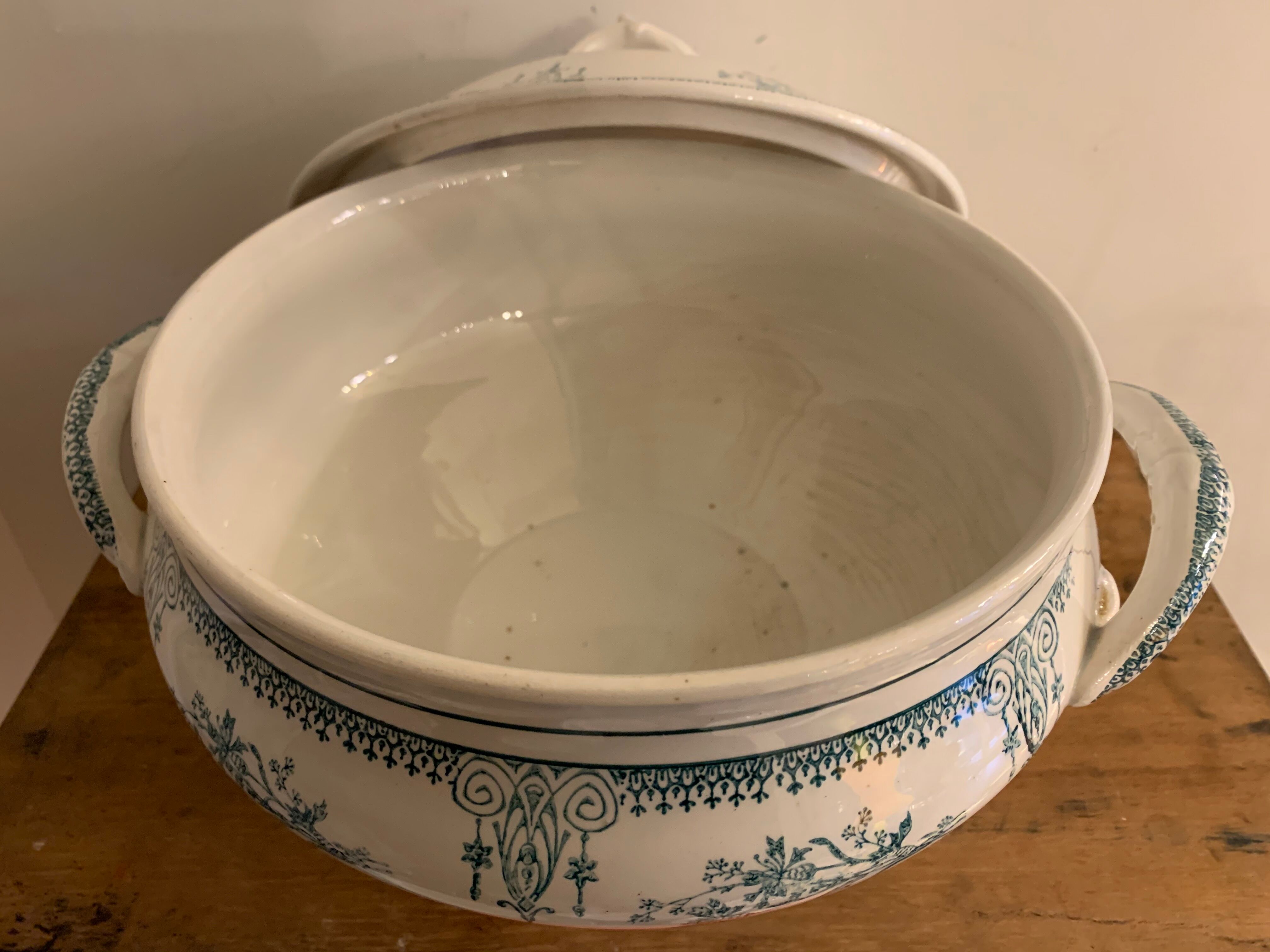 Soupière Saint Amand 1930s