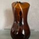 Ancienne carafe en verre ambré