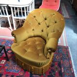 Toad armchair in tufted velvet