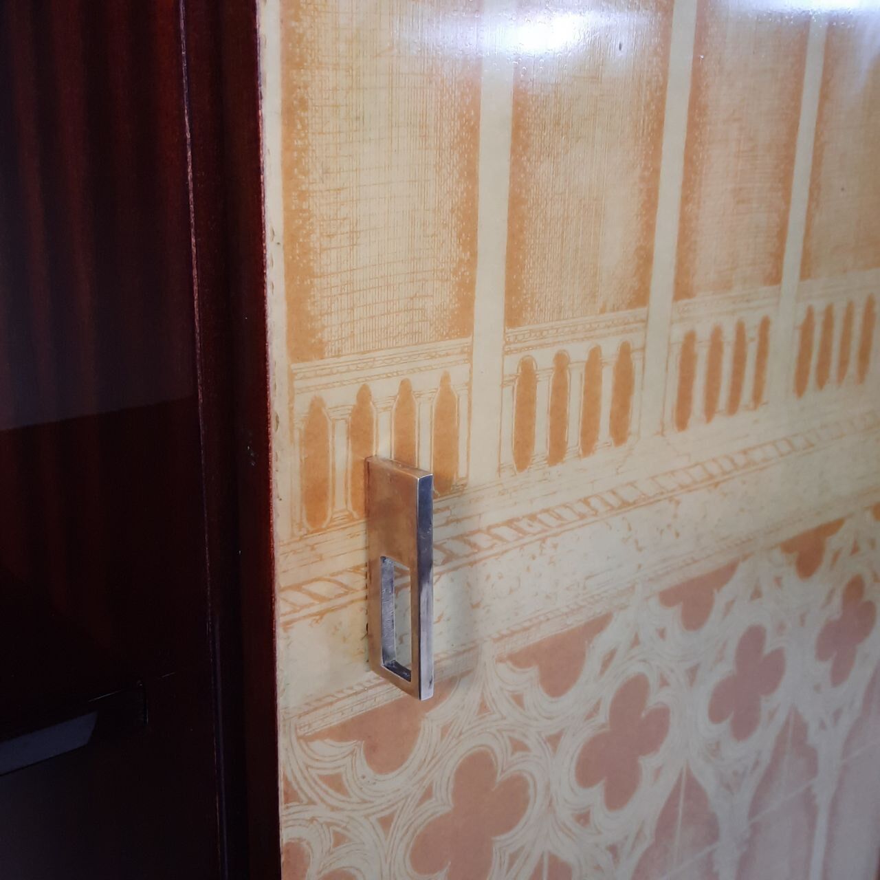 Wardrobe, 1950s bookcase, brass print / tips.