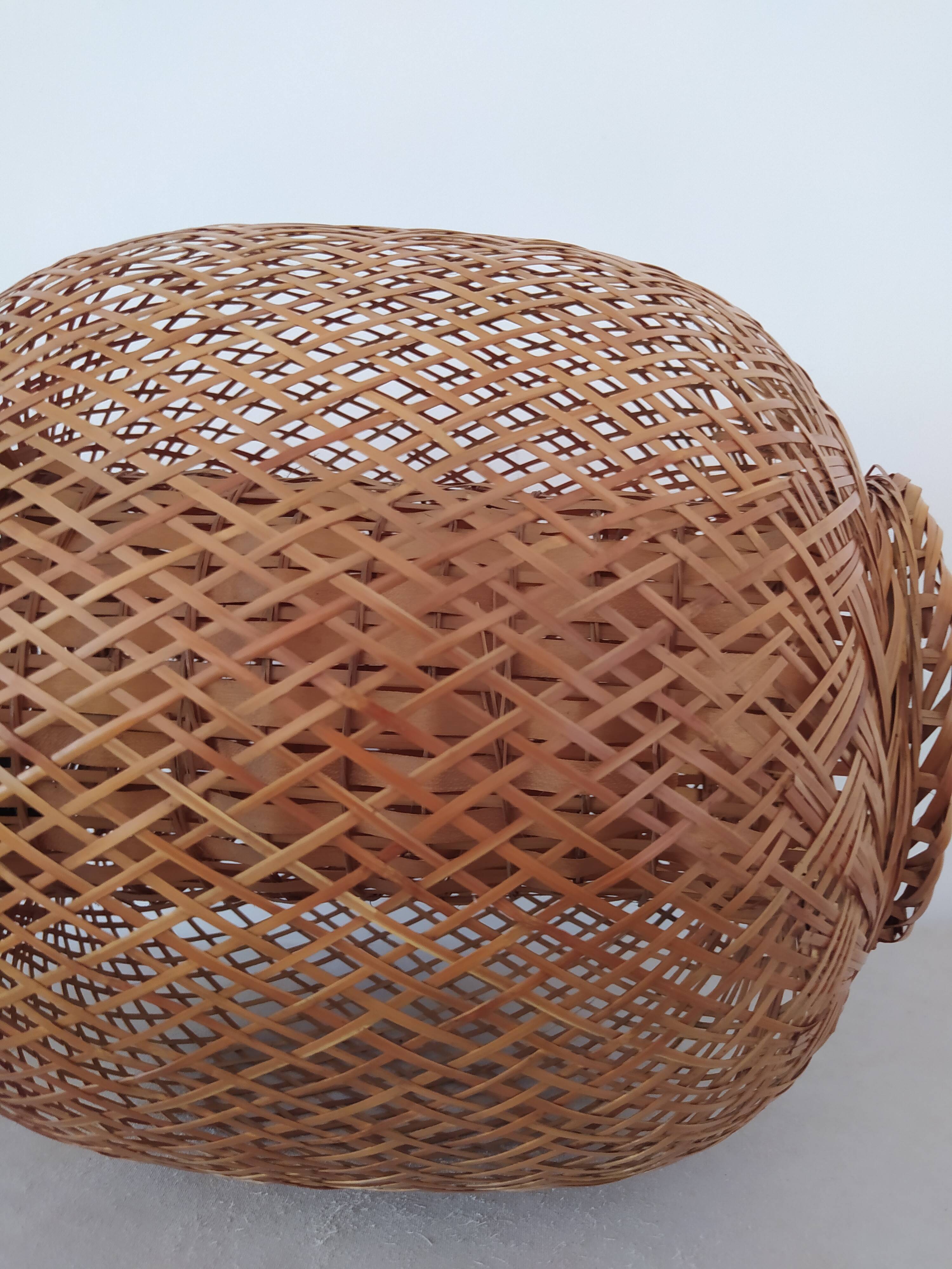 Vintage rattan hanging lamp