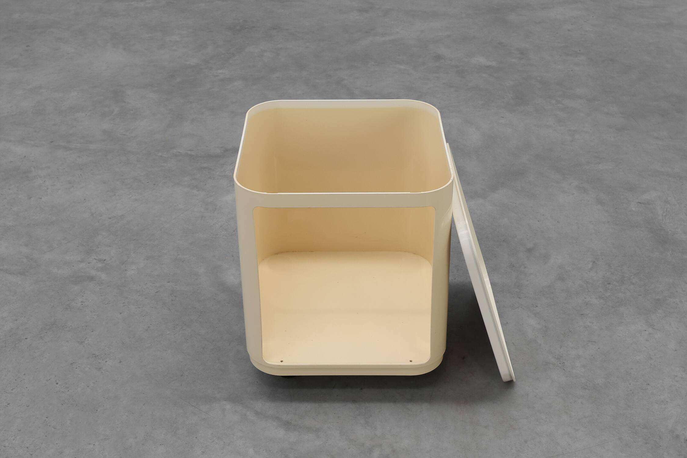 Unité Kartell Componibili modèle 4979 par Anna Castelli Ferrieri, Italie, années 1970.