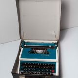 Underwood 315 blue typewriter with satchel