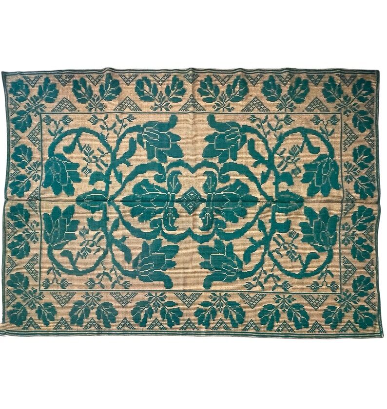Romanian carpet green and yellow made by hand in wool