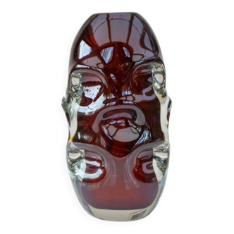 Mid-century modern handmade crystal vase in dark red by Börne Augustsson for Åseda