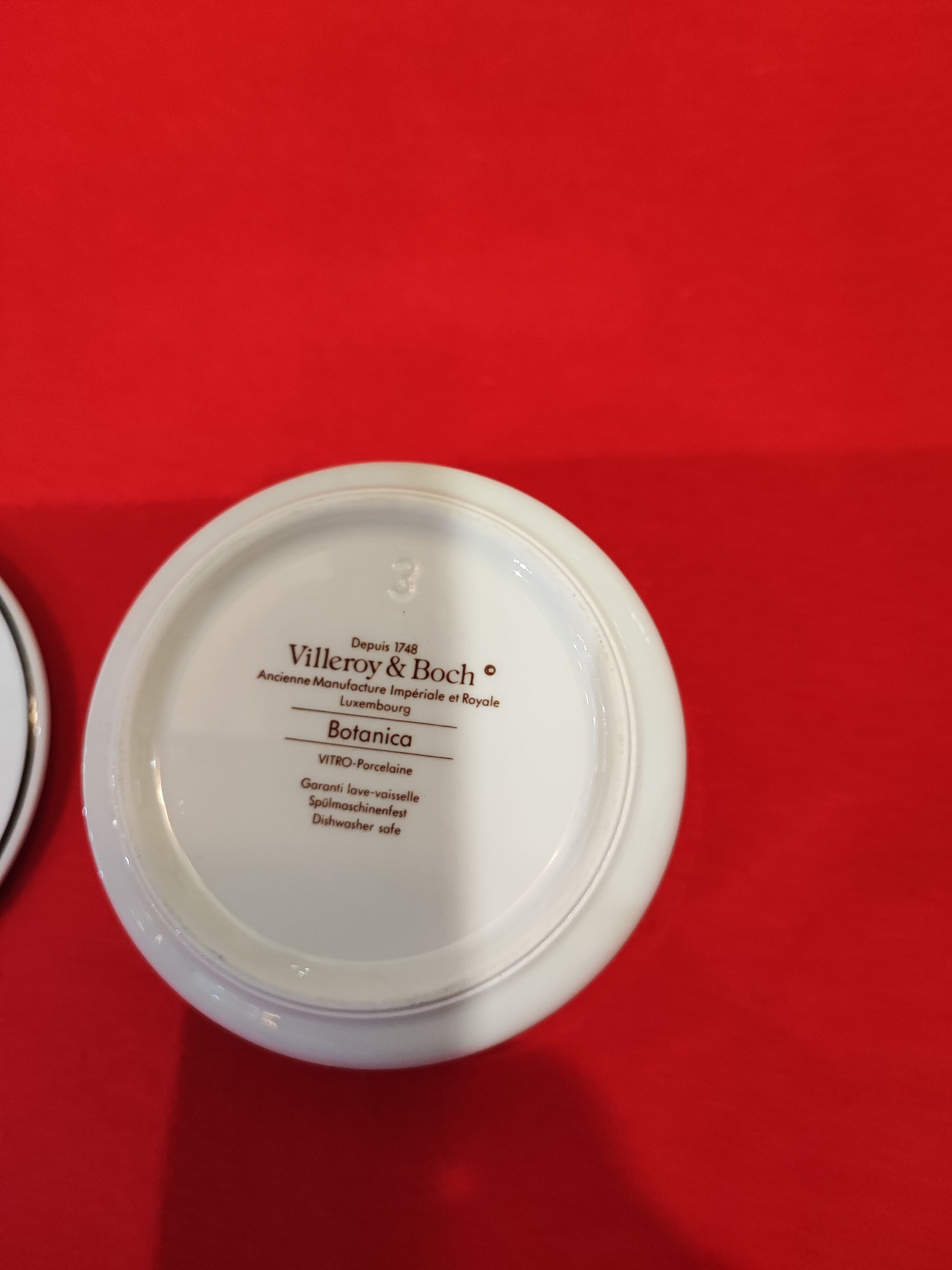 Candy box Villeroy and Boch