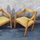 Carimate deux fauteuils par Vico Magistretti