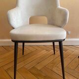 Foyer chairs from calligaris