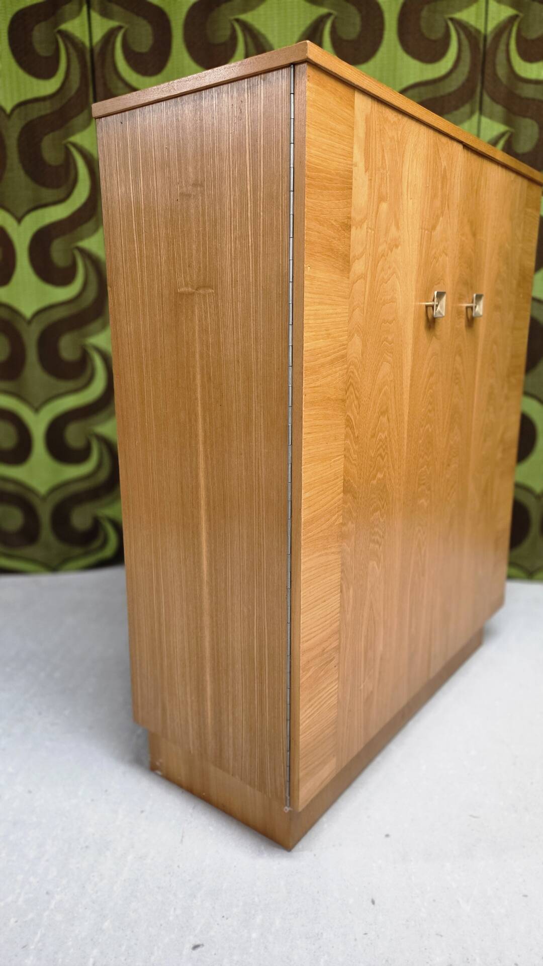 Vintage furniture from the 70s – Light wood