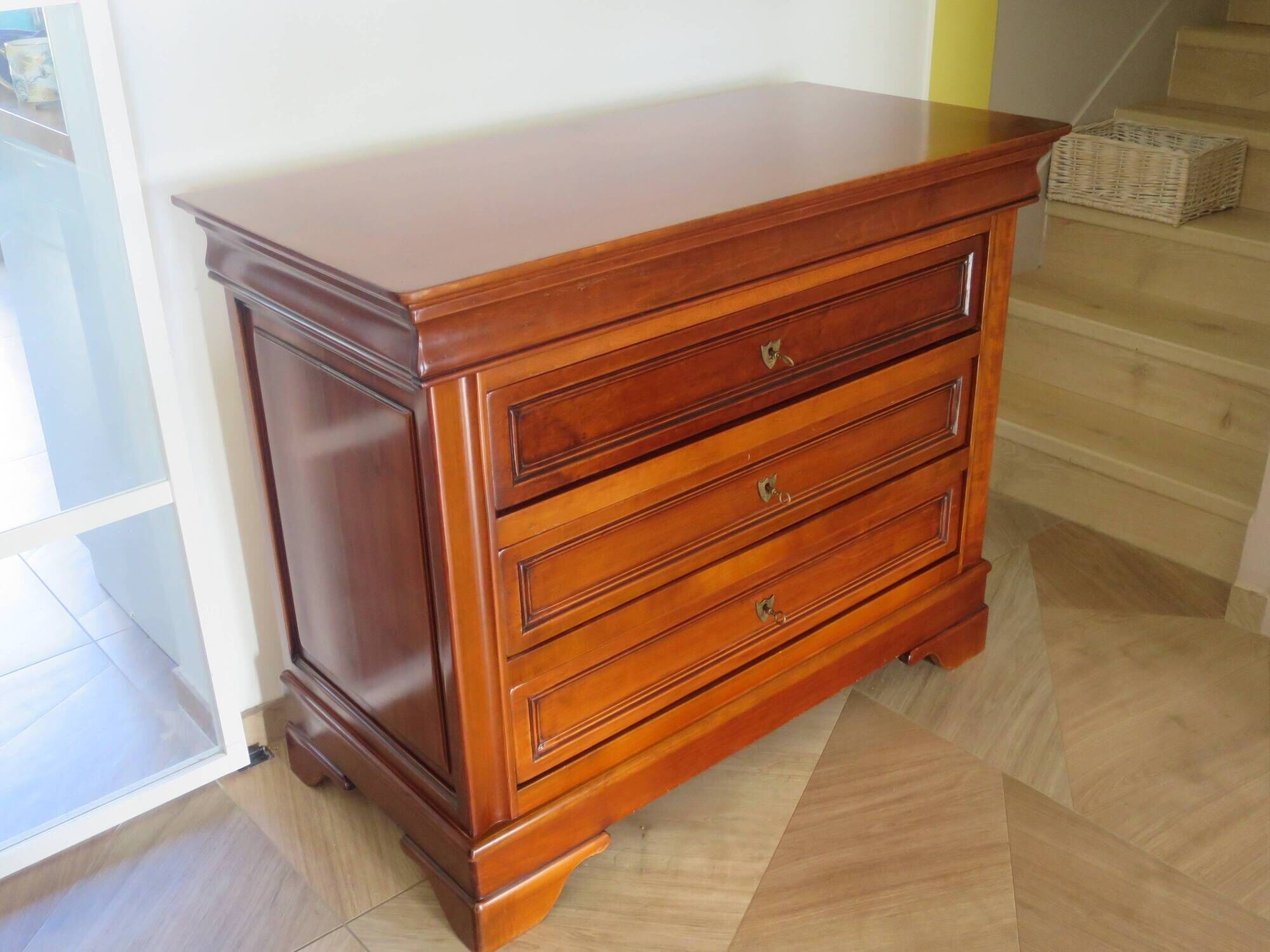 large curved chest of drawers - solid wood - cherry - 4 drawers - Louis Philippe