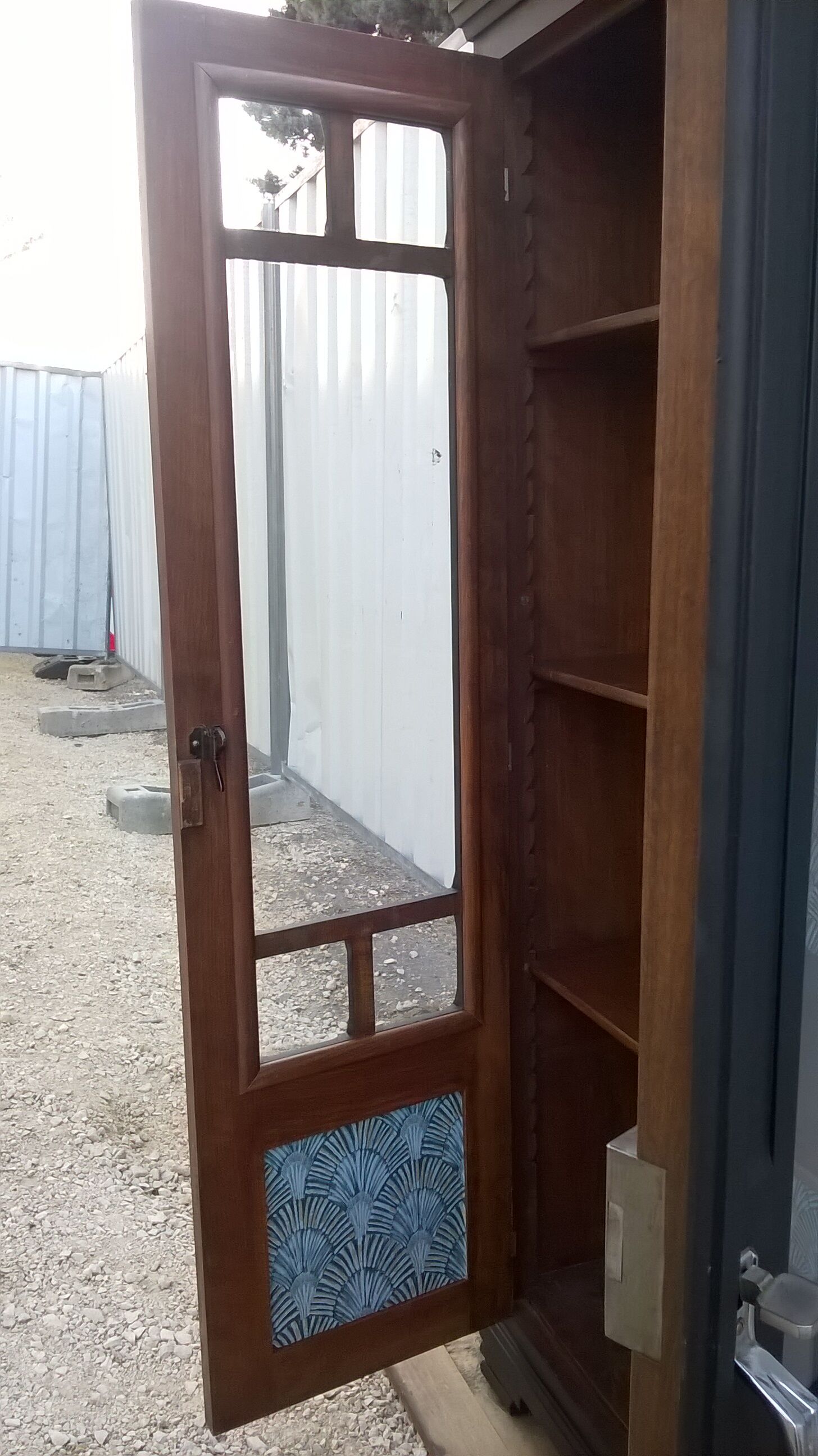 Parisian showcase cabinet 1930