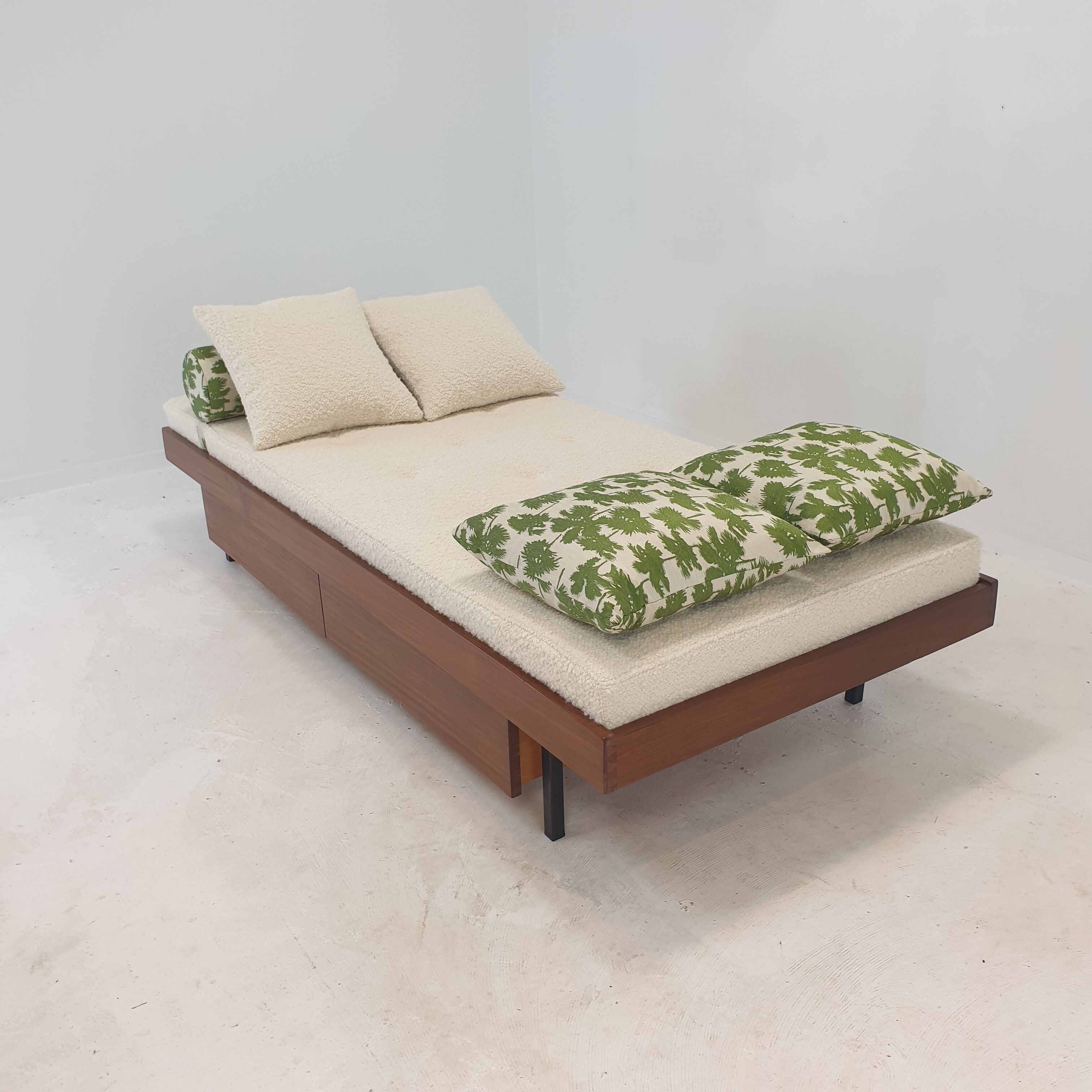 Daybed, 1960s
