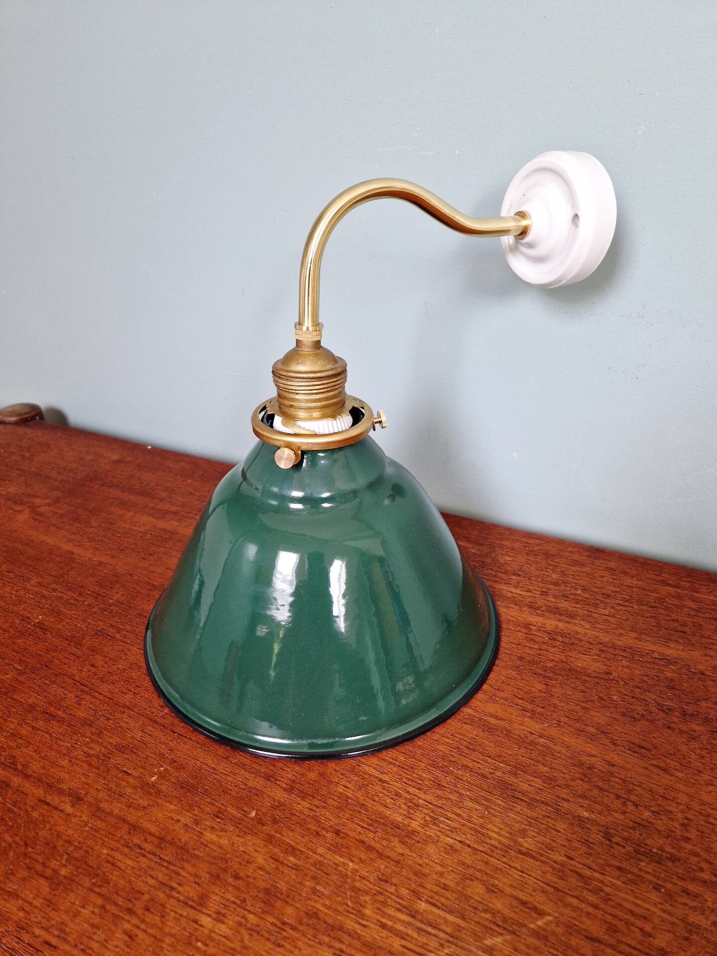Brass wall light with green enamelled sheet metal, Mid-Century