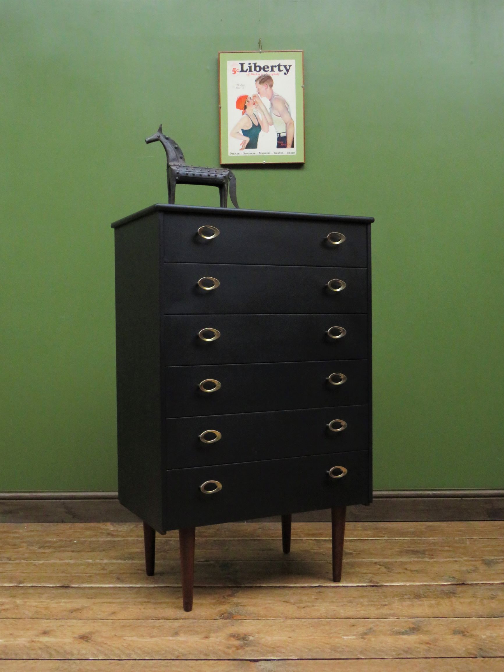 Commode vintage