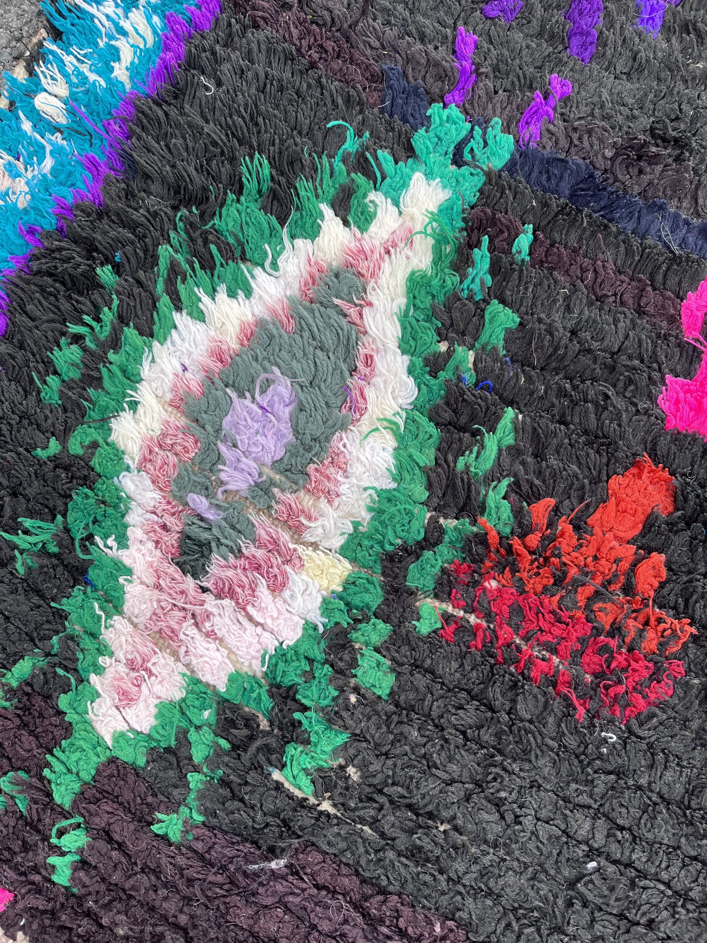 Vintage Moroccan rug berbere