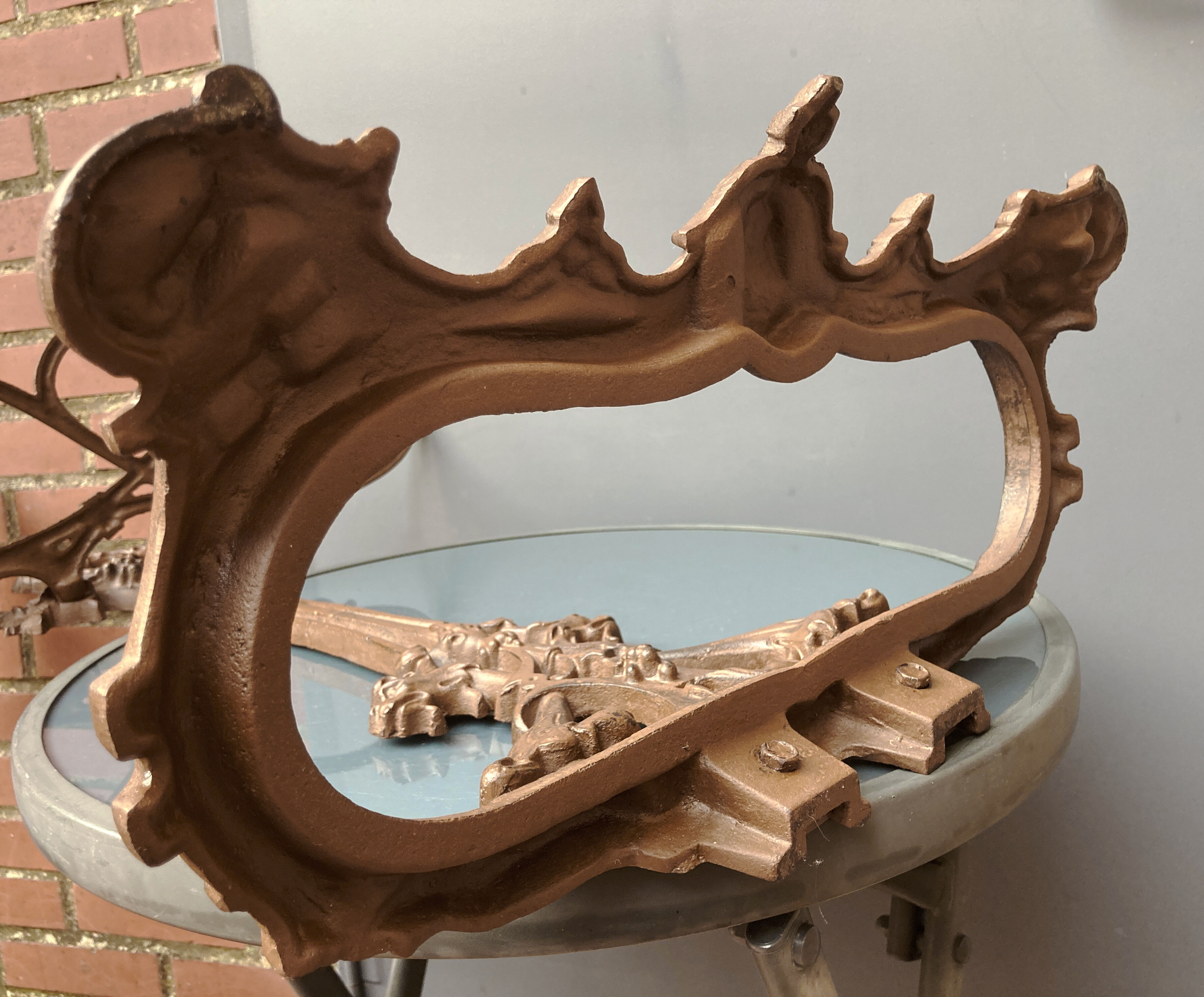 Art Nouvelles cast iron umbrella holder