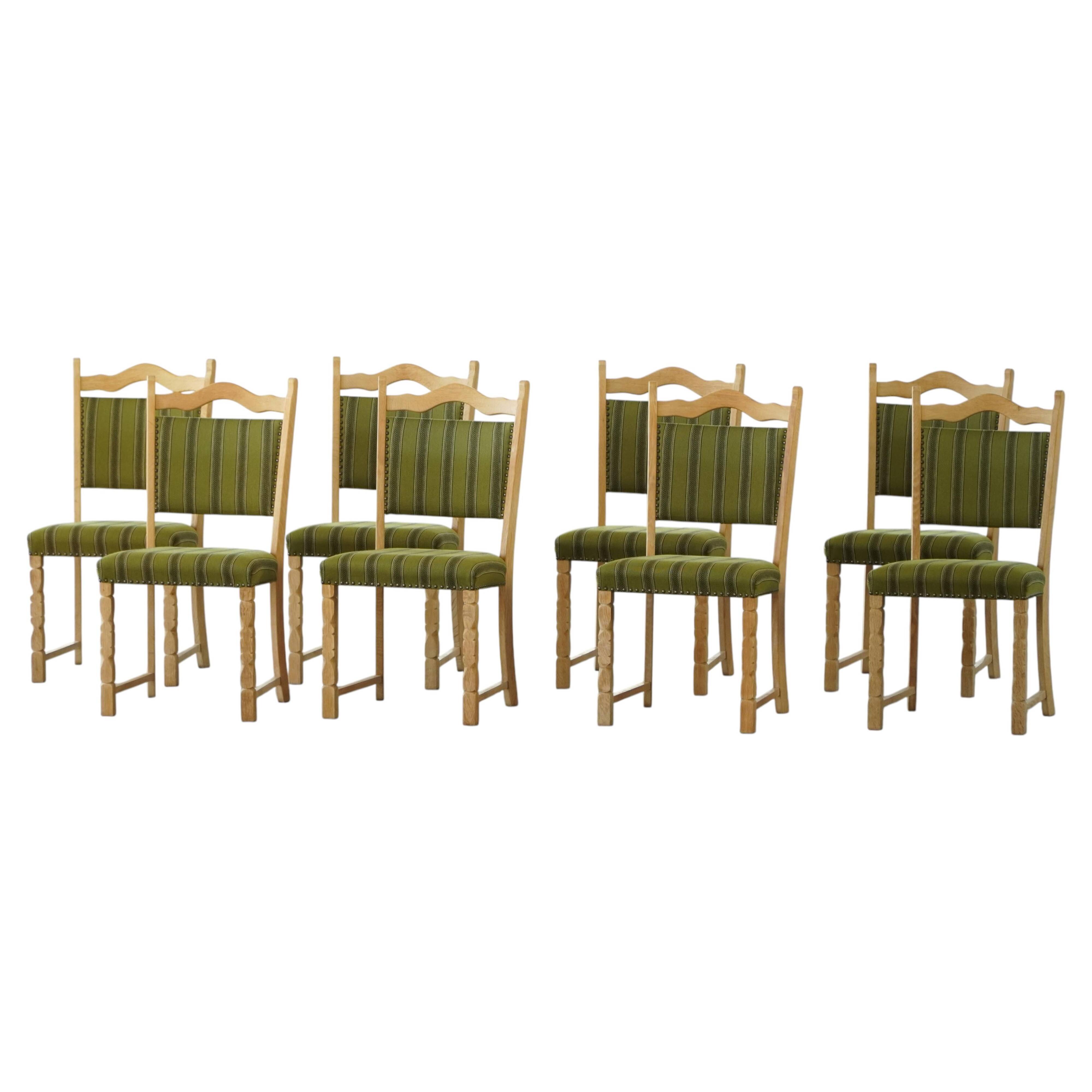 Danish "Mid-Century Modern" style, set of 8 dining chairs in oak signed by Henning Kjærnulf, 1960s.