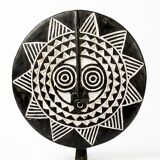 Tribal solar mask Bwa Ø40 — the eye of the zenith