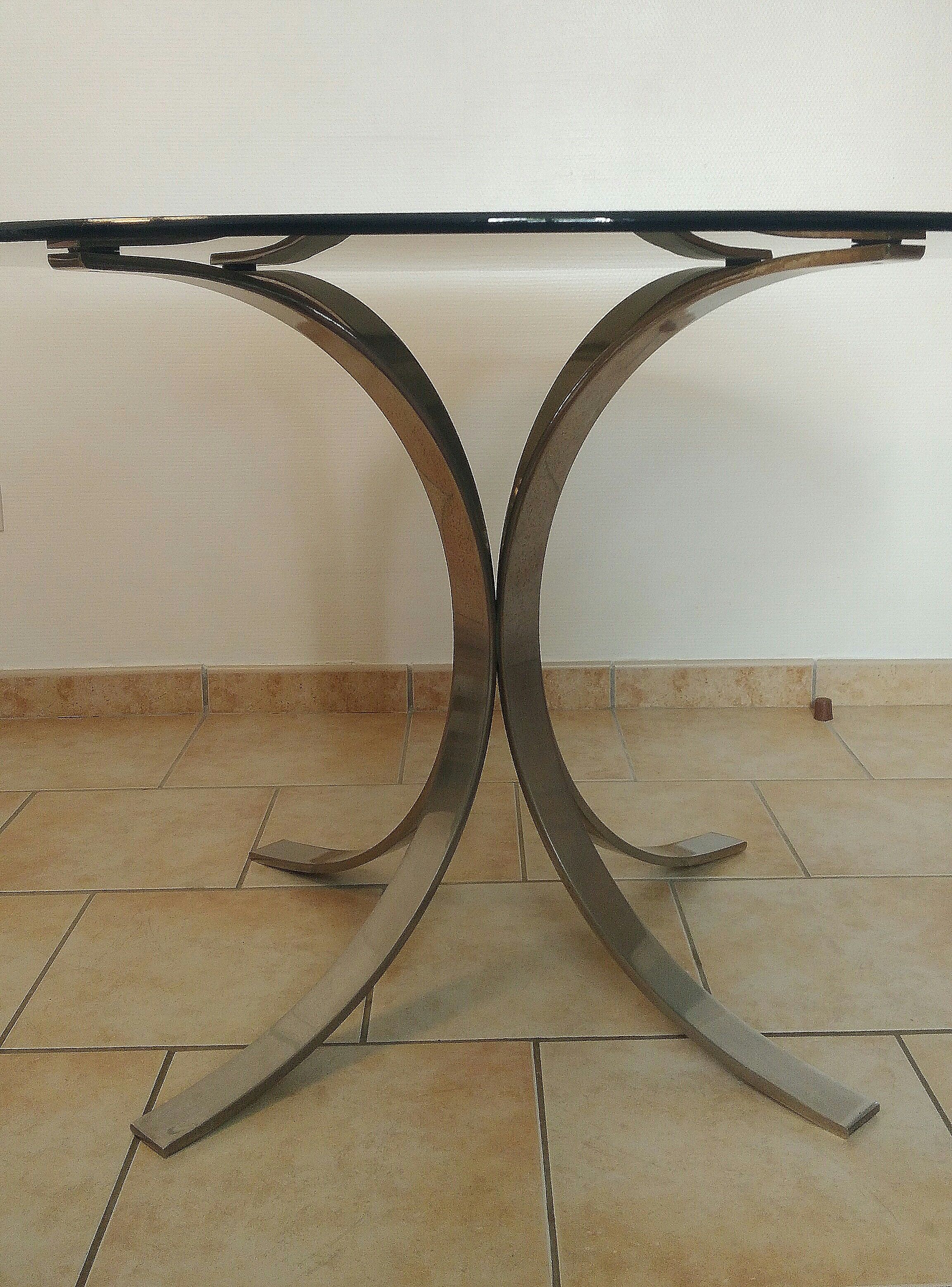 Roundtable Osvaldo glass of the 1970s