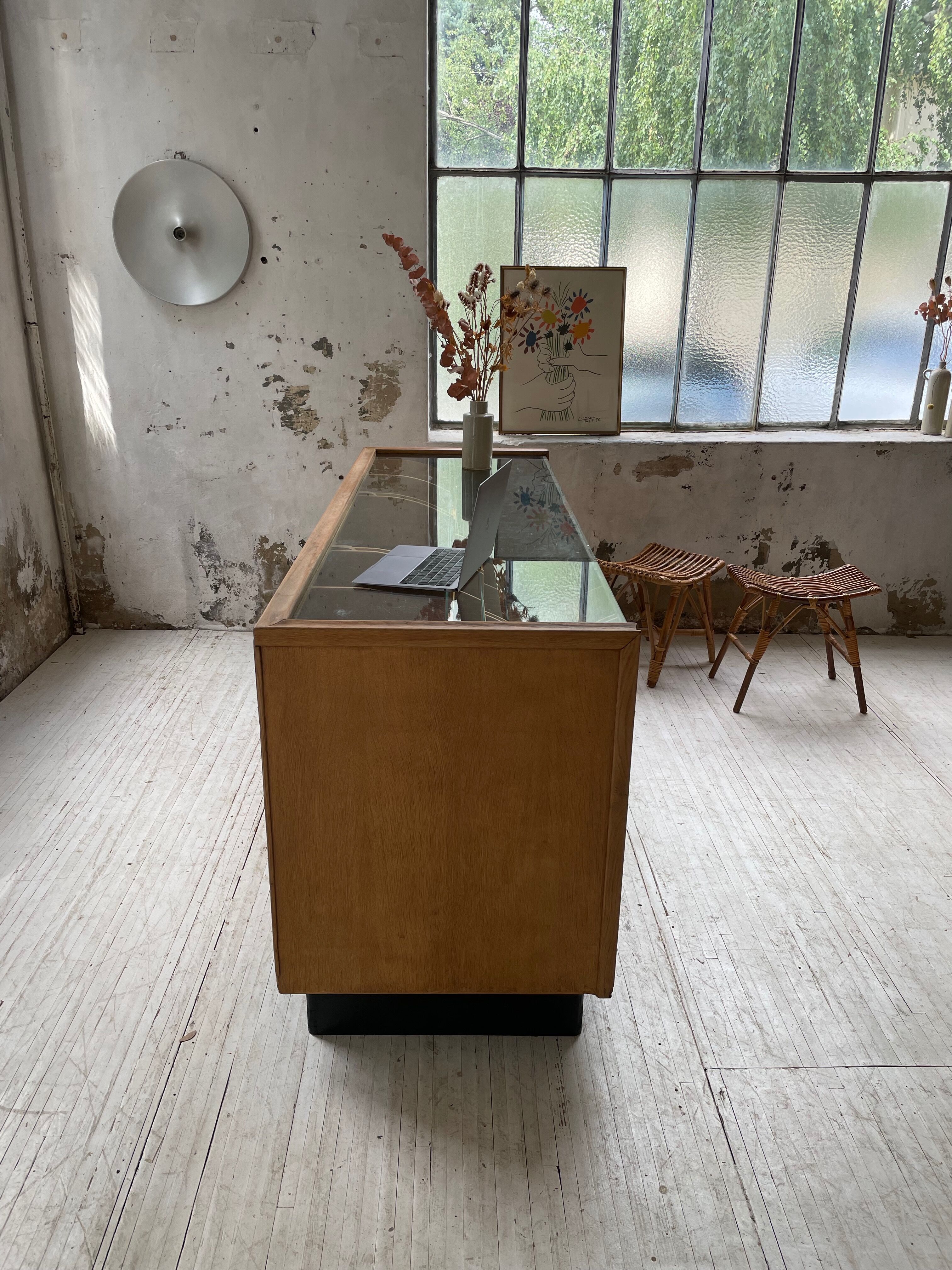 Glass trading post 50s