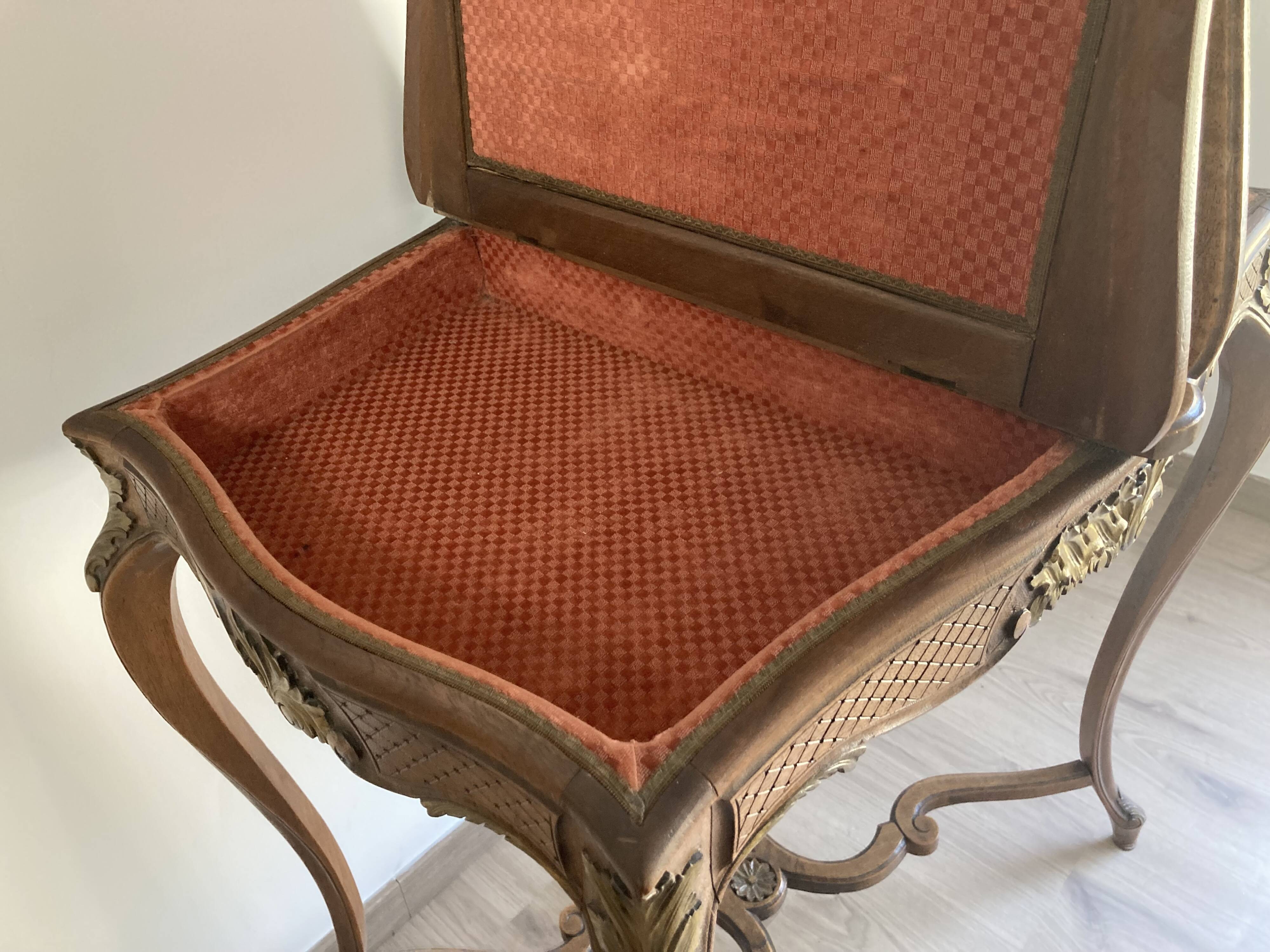 GAME TABLE STYLE LOUIS XV WOOD CARVED CIRCA 1900 GREEN CARPET 2 COMPARTMENTS