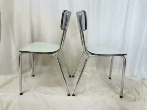 Set of 2 kitchen chairs formica