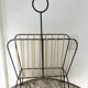 Scoubidou magazine rack