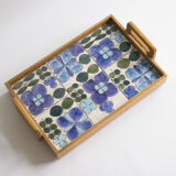 70s tiled plateau