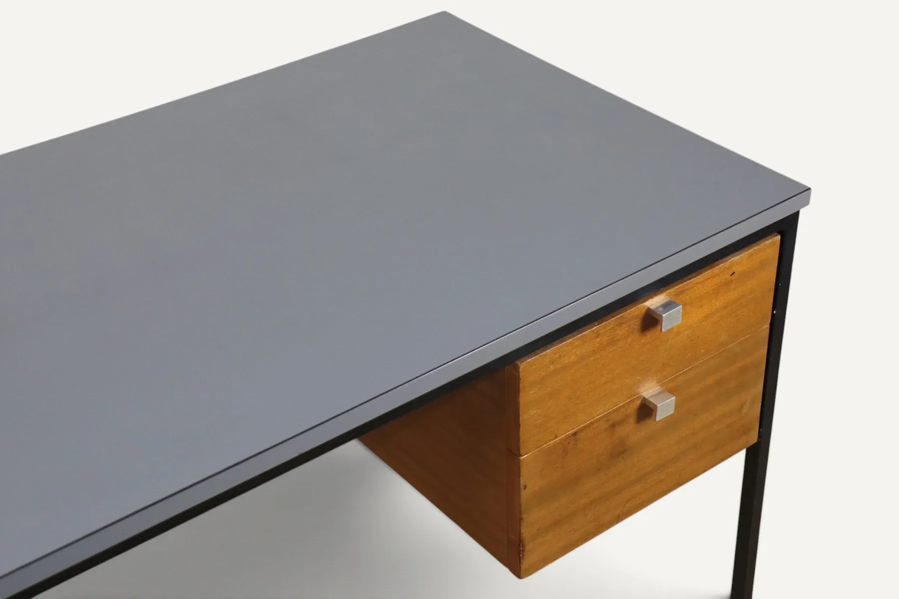 Desk CM217 by Pierre Paulin for Thonet – 1960s