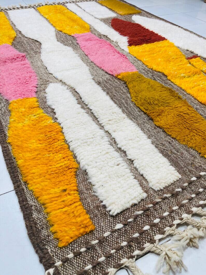 Unique handmade artisan rug 250cm x 150cm