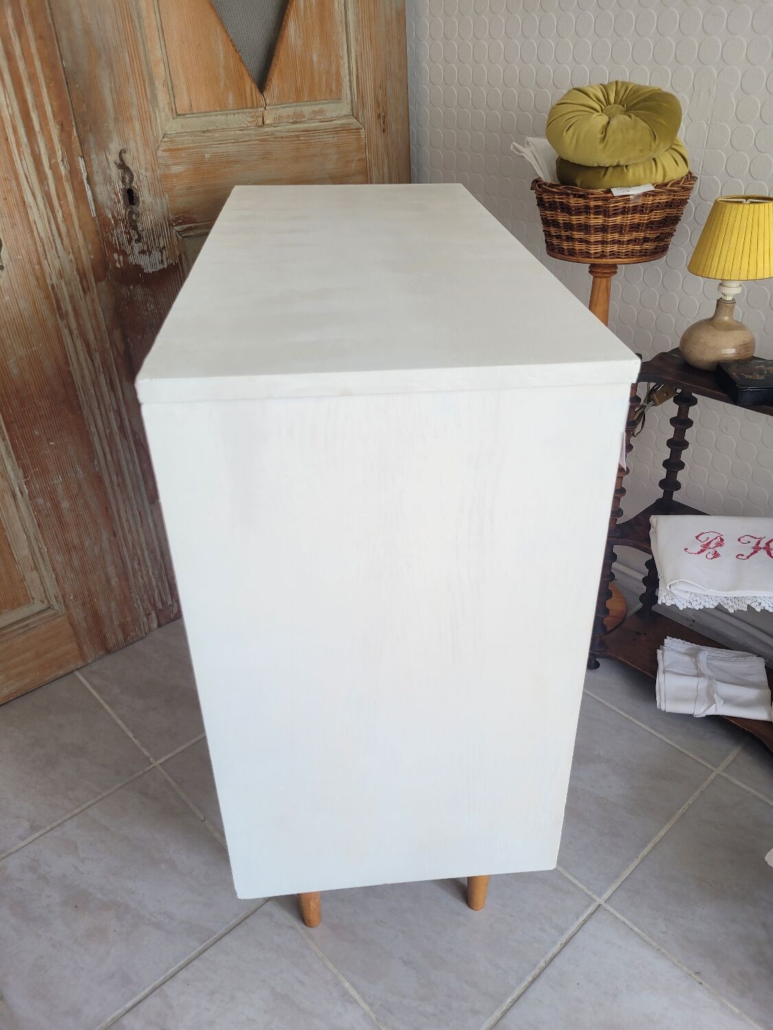 Vintage chest of drawers compass feet