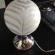 Lampe vintage, chrome et opaline, année 70