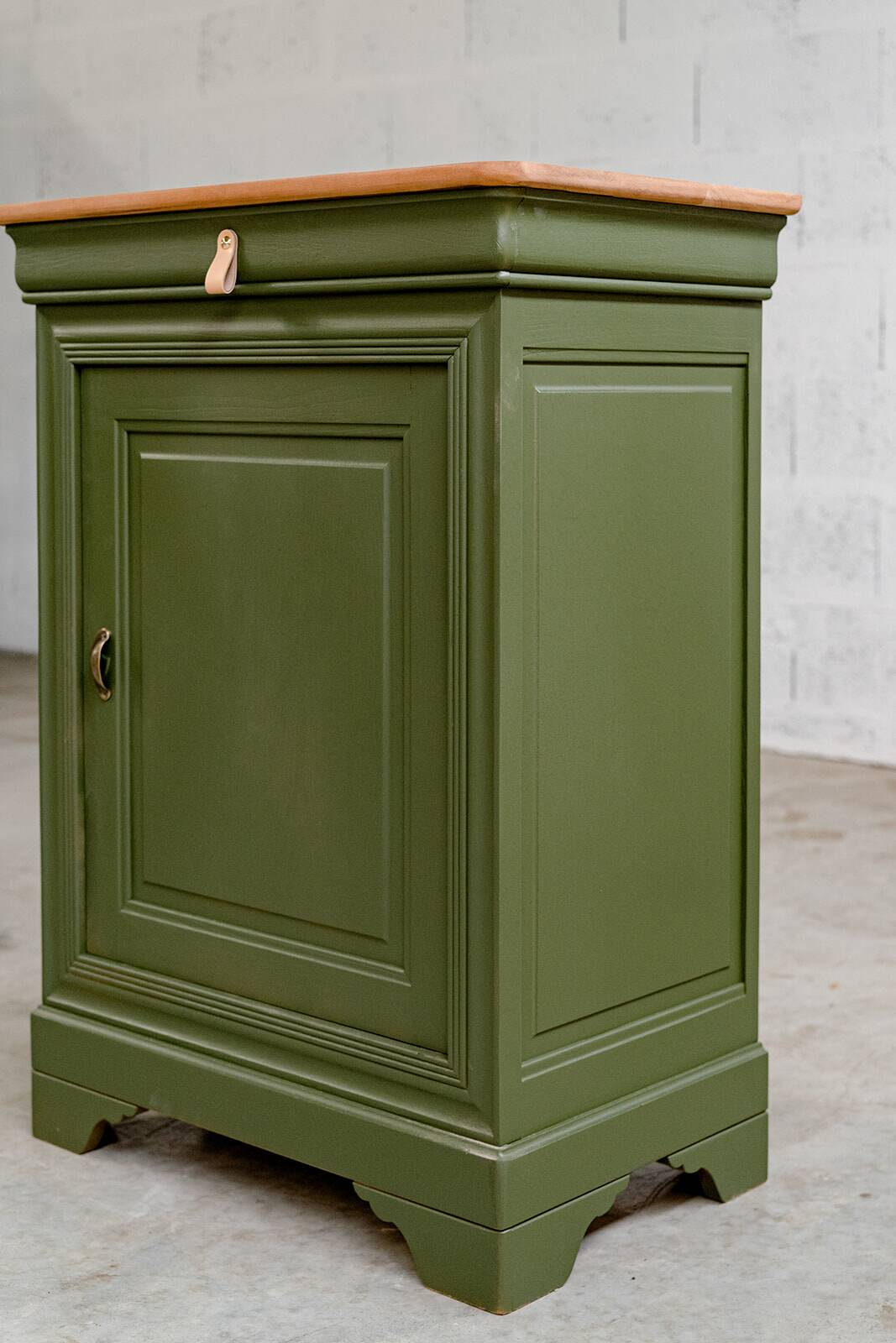 Old wooden jam maker