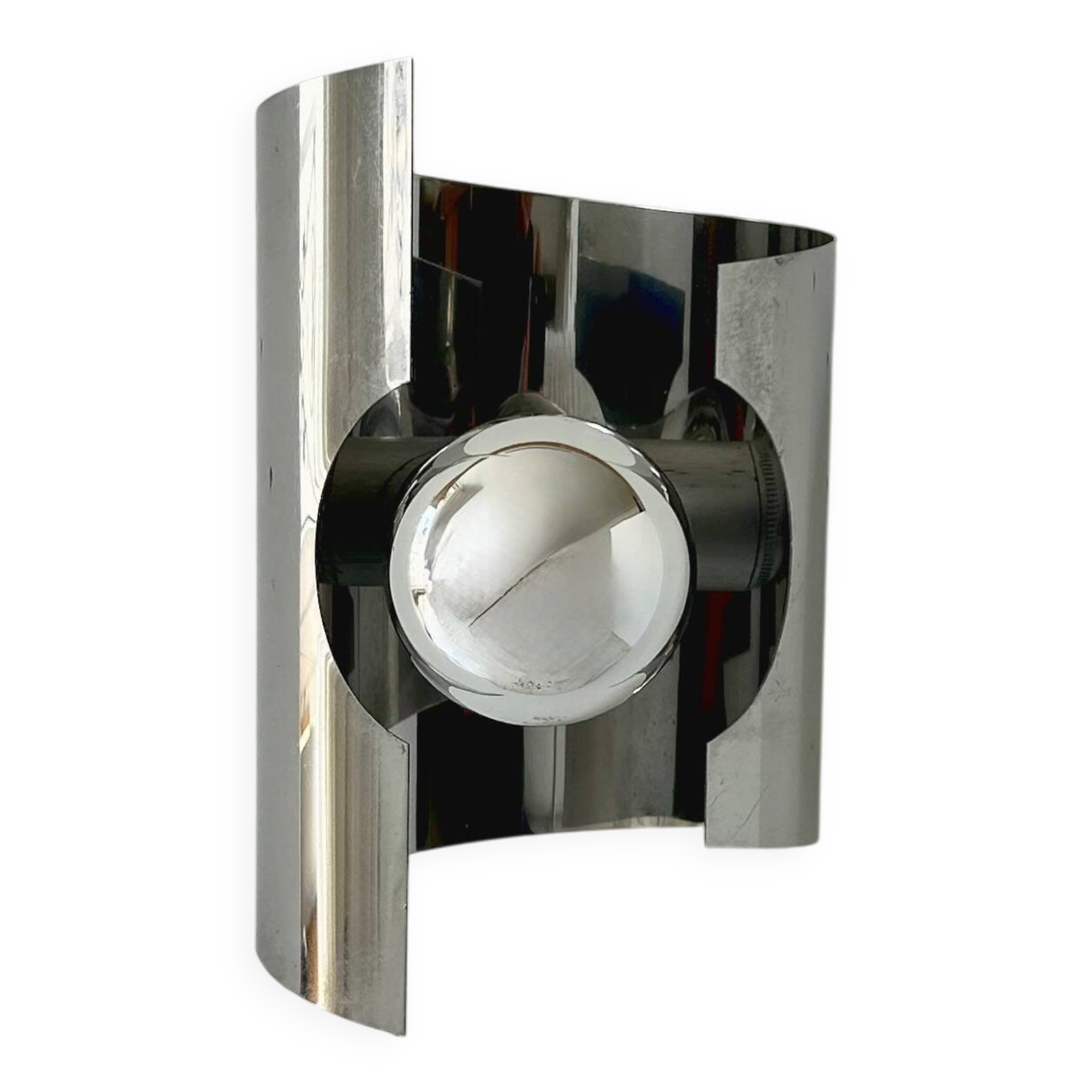 Vintage wall light, chrome metal, France, 1970.