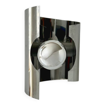 Vintage wall light, chrome metal, France, 1970.