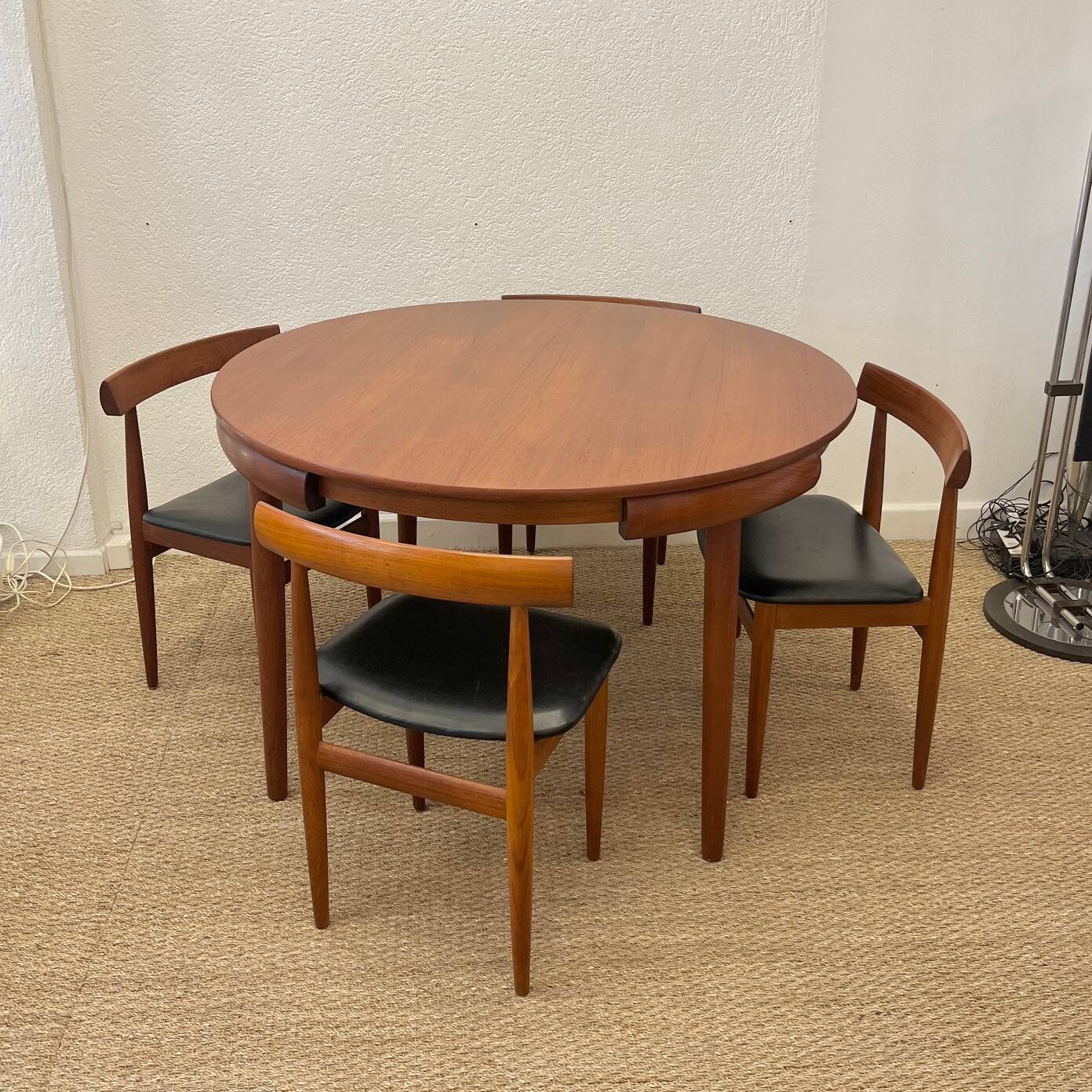 Hans Olsen "Roundette" dining set