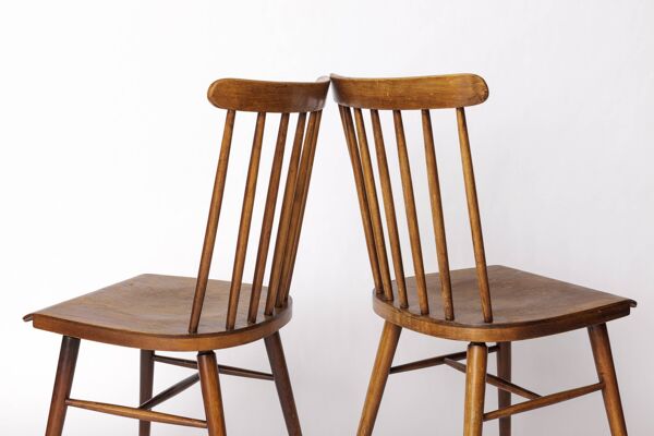 Paire de chaises vintage à dossier fuseau – années 1970, en hêtre, restaurées
